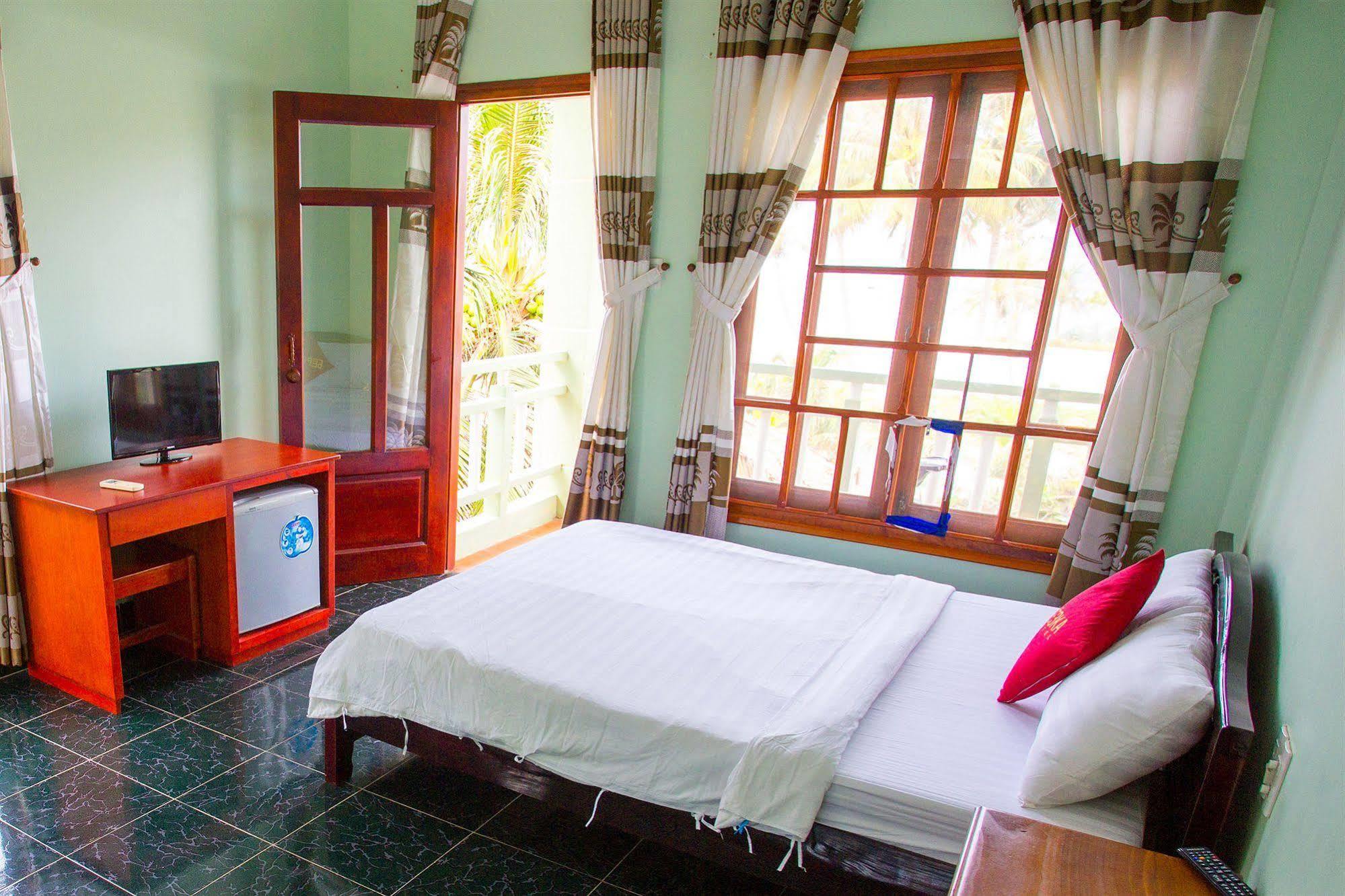 Bach Duong Hotel Фантхьет Экстерьер фото